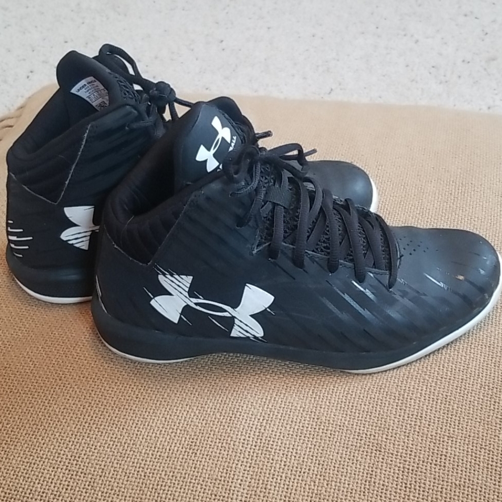 Under Armour Basketball Youth High Tops